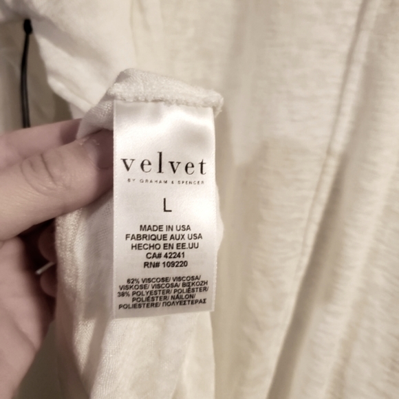 NWT Grahm & Spencer - White Knit Top - Picture 6 of 7